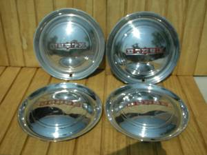 lot 115 image: Vintage Set of 4 Dodge Hub Caps