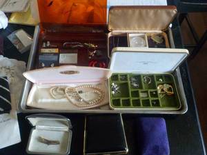 Vintage Jewelry Boxes, Hankies and ...