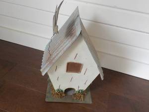 Metal Bird House 9 x 13...