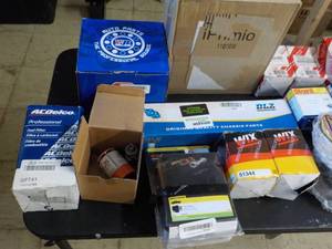 Lot of unclaimed Car Parts...