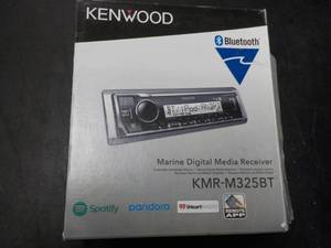 Kenwood Bluetooth Marine Digital Me...