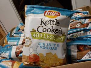 Case of 64 Lays Kettle Cooked 40% L...