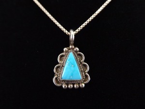 .925 Sterling Silver&nbspNavajo&nbspFox Turquoise Pendant Necklace