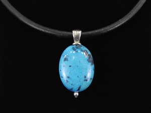 .925 Sterling Silver Sleeping Beauty Turquoise Cabochon Pendant Leather Necklace