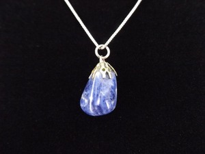 .925 Sterling Silver Polished Raw Sodalite Pendant Necklace