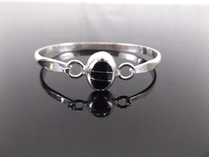 .925 Sterling Silver Inlayed Onyx&nbspHook Latch Bangle Bracelet