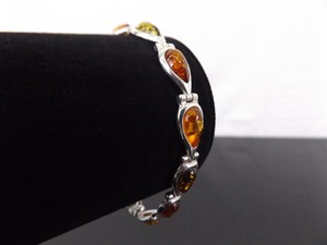 .925 Sterling Silver Baltic Amber Cabochon Bracelet