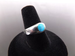 .925 Sterling Silver Inlayed Turquoise Colored Howlite Ring Size 8