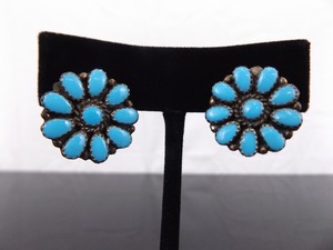 .925 Sterling Silver Navajo Sleeping Beauty Turquoise Flower Clip Earrings