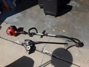 lot 67 image: Toro Trimmer & Hedger Combo