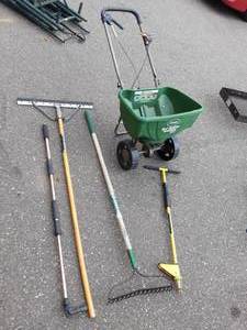 lot 69 image: Scotts Fertilizer Spreader & Assorted Lawn Maintenance Tools