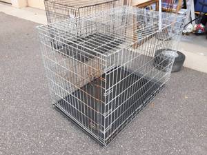 lot 79 image: Extra Large Dog Kennel