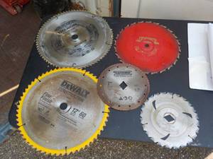 5 saw blades...