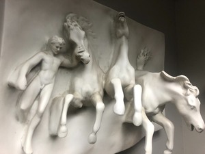 lot 6 image: Vintage Mid Century Fiberglass 3D Wild Horses Wall Sculpture 