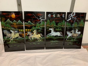 lot 201 image: Nice Looking 4-Panel Oriental Lacquered Artwork wMother of Pearl - Wild Horses