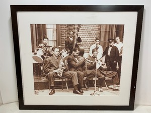 lot 215 image: Large Framed Vintage Style Jazz Band Photo Print