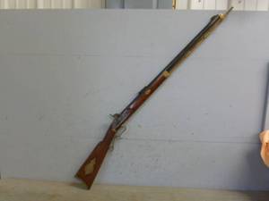 lot 1 image: Black Powder Rifle