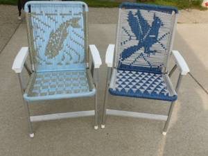 lot 21 image: Lawn Chairs