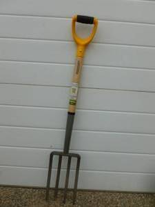 lot 37 image: Potato Fork