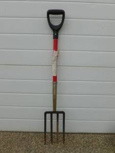 lot 38 image: Potato Fork