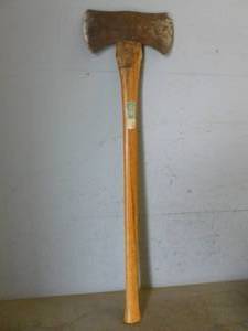 lot 39 image: Ax