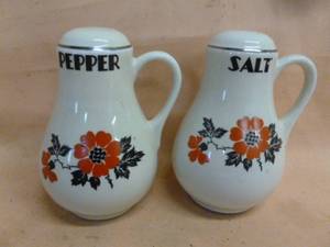 lot 60 image: Vintage Halls