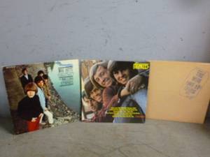 lot 102 image: Vintage Record Albums