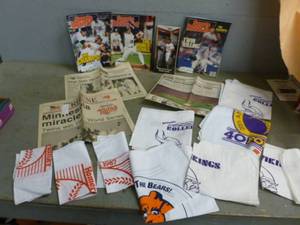 lot 113 image: Sports Collectible