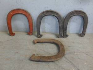 lot 149 image: Throwing Horseshoes
