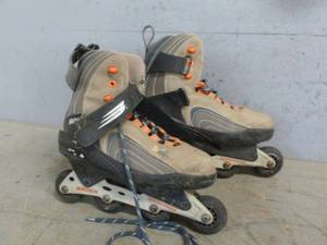 lot 162 image: Roller Blades