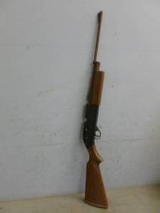lot 163 image: Air Rifle