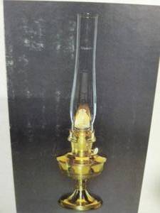 lot 187 image: Collectible Aladdin Oil Lamp