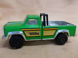 lot 210 image: Vintage Tonka