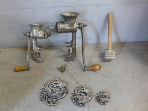 lot 301 image: Vintage Kitchen