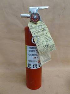 lot 319 image: Fire Extinguisher