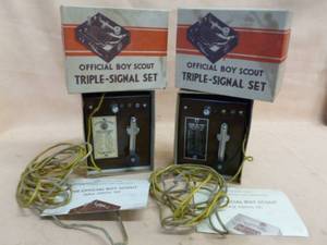 lot 321 image: Vintage Boy Scouts Electronics