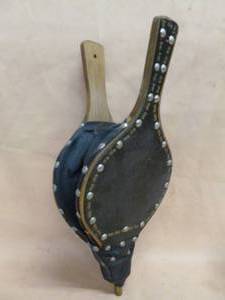 lot 329 image: Vintage Bellow