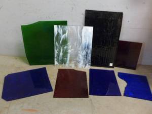lot 365 image: Stain Glass Pieces