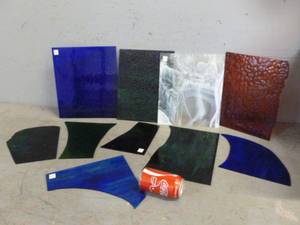 lot 366 image: Stain Glass Pieces