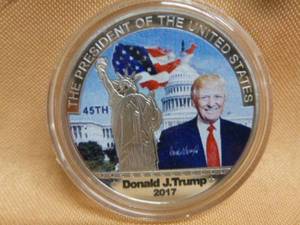 lot 372 image: Collector Coin