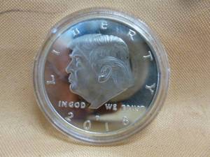 lot 374 image: Collector Coin