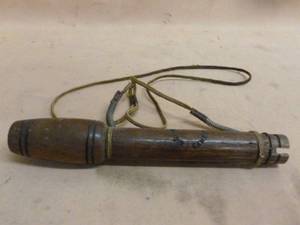 lot 393 image: Vintage Game Call