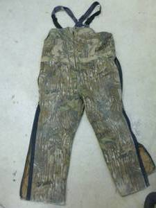 lot 400 image: Walls Camo Overalls