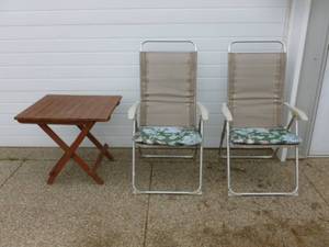 lot 455 image: Lawn Chairs
