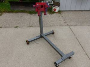 lot 461 image: Engine Stand