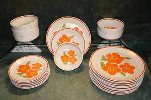 lot 7 image: Vintage Temper-Ware by Lenox Fire Flower Stoneware Dishes