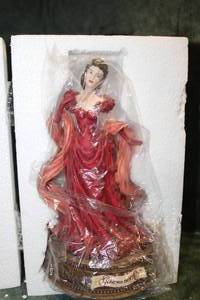 lot 26 image: Collectible Gone With the Wind Scarlett OHara Music Box, New