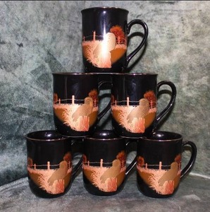 lot 32 image: Set of 6 Otagiri Japan Black Mugs w24K Gold Owl