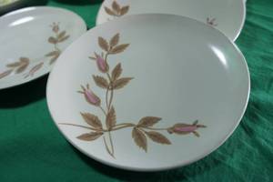 lot 36 image: Eclectic Collection of Varying Red Wing Patterns -  Bread Plates, Dessert Plates & More