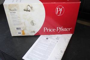 lot 23 image: Pfister Marielle 1-Handle Tub & Shower Faucet
